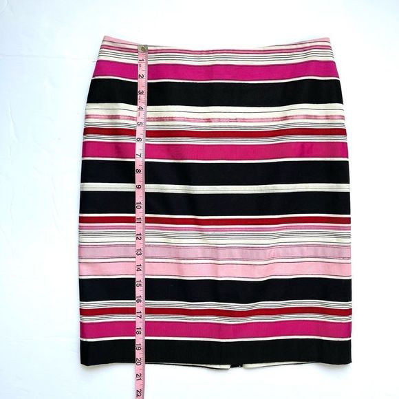 Talbots Textured Grosgrain Pink & Black Ribbon Pencil Skirt Size 4 Petite - Picture 5 of 10
